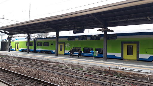 Via Magenta (Stazione) (Rho)