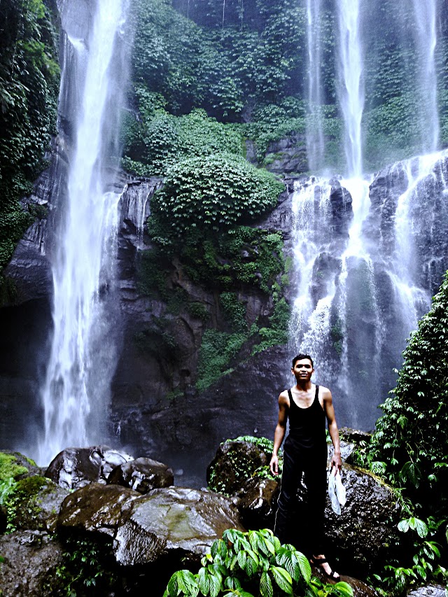 Air Terjun Nungnung