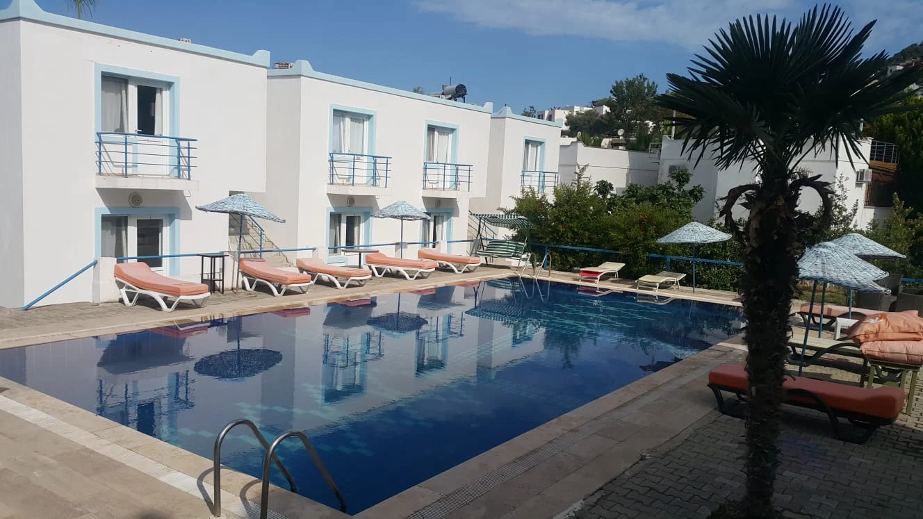 Ayci Hotel