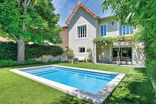 Photo n°11 de Piscines Desjoyaux à Limay (Magasin de matériel pour piscines)