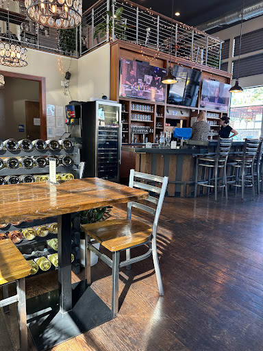 Knowles Station Wine & Co - Thumbnail