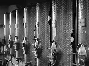 Photo n°12 de Cave Au Moulerin à Bassens (Caviste)