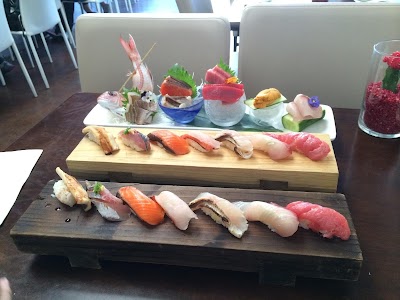 Photos of Azuki Sushi