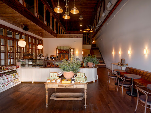 Perenn Bakery by null