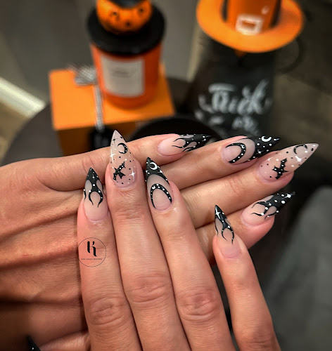 Kiwi Nails And Spa Fishtown interior view
