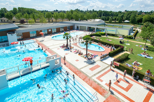 Photo de Camping et Base de loisirs La Plaine Tonique à Malafretaz (01340)