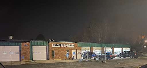 Tom's Body Shop LLC