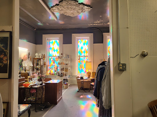 MCManiacs Vintage & Antique Mall - Thumbnail