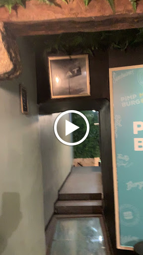 Photo 2 - Pimp my Burger