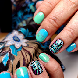 Photo n°6 de Tartofraises Ongles • Nail Artiste • Centre de formation à Villenave-d'Ornon (Salon de manucure)