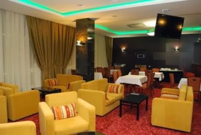 Photos of Oasis Inn