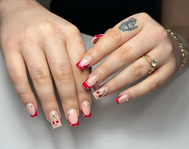 Comments and reviews of New York Nails