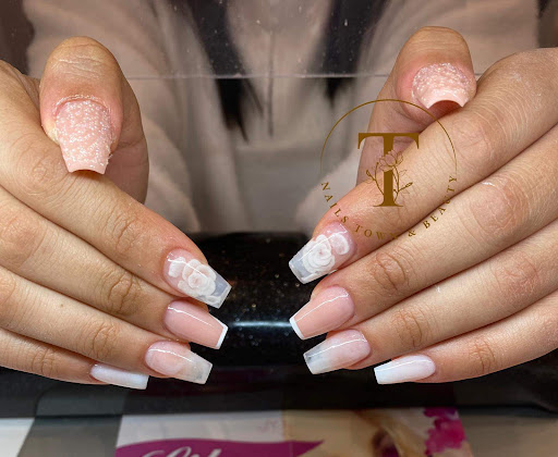 T Nails Town & Beauty - Thumbnail