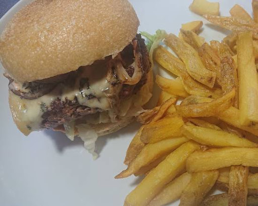 Photo 4 - Le BnG / bar à jeux & maison à Burgers