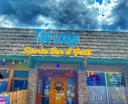 The Lodge Sports Bar & Grill Logo