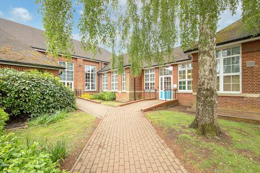 Knowles Primary School - Visual