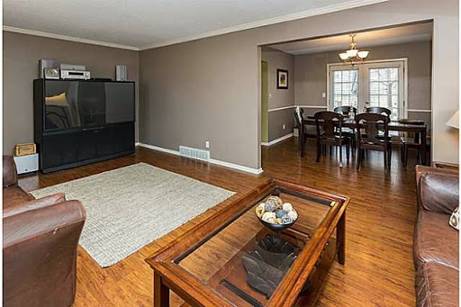 Julie Moore Real Estate Team - Thumbnail