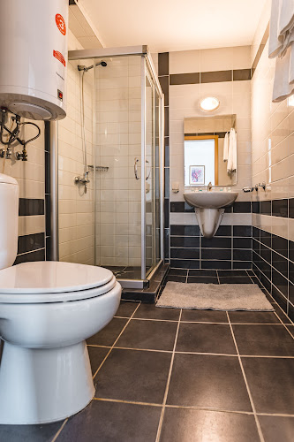 Opinii despre Local Stay în Разлог - Хотел