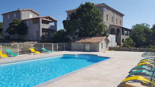 Photo de Maison de Mon Père : Chambre d'hôtes avec piscine spa sauna et hammam, à la campagne, proche Grotte Chauvet, Ardèche à Saint-Alban-Auriolles (07120)