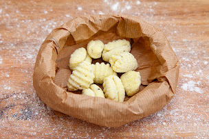 Photo n°11 de Pattipasta - pâtes fraîches et épicerie italienne à Bar-le-Duc (Traiteur)