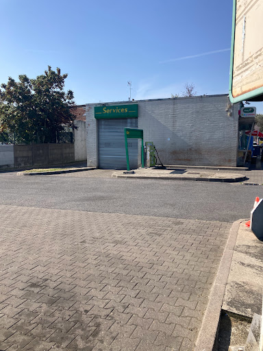 STATION BP MONTREUIL NOUVELLE FRANCE Gallery - France