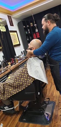 Château Barber Shop - Thumbnail