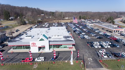 Photos of Summit Toyota of Akron