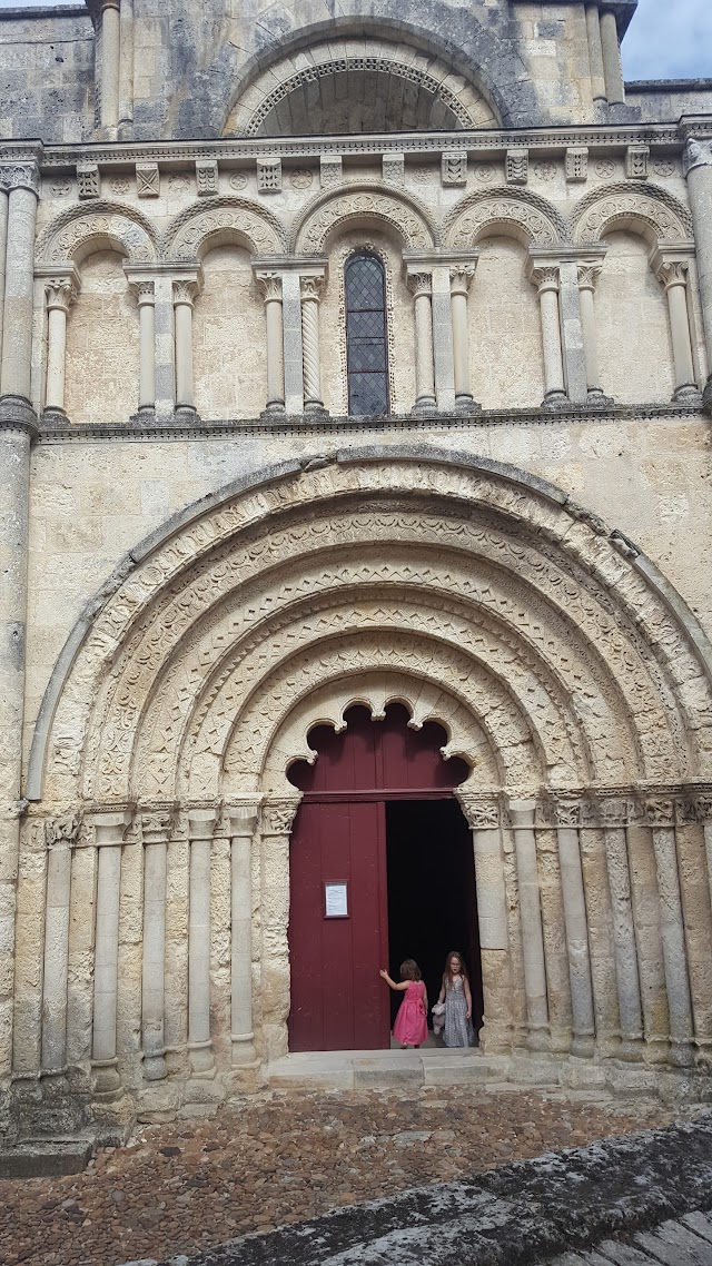 Eglise monolithe Saint-Jean