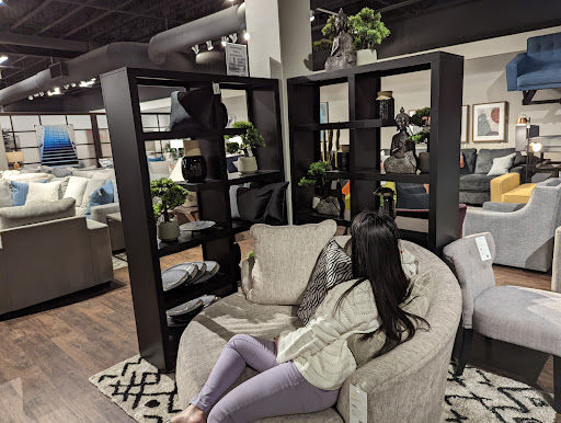 Midtown Shopping Center Gallery - United States