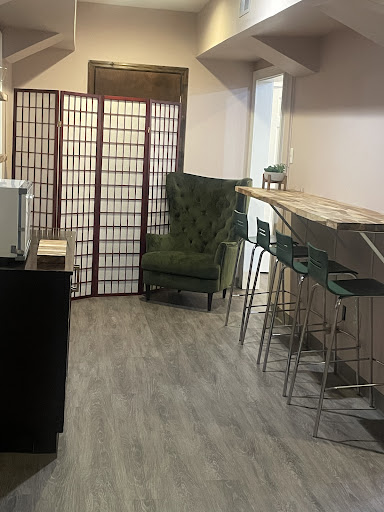 Elan Preparatory Institute of Esthetics