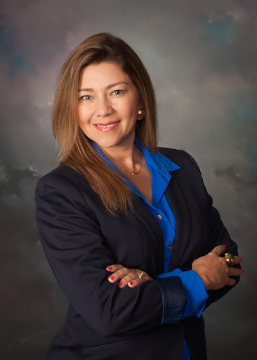 Adriana Reyes Realty