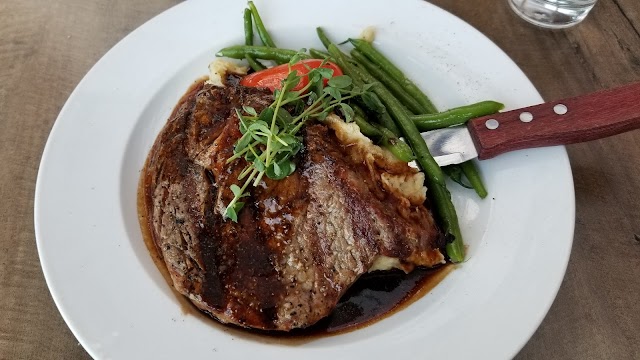 Washington Avenue Grill