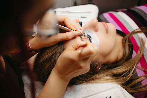 Lash Amore Beauty Lounge