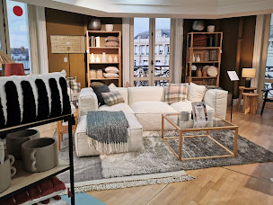 Photo n°23 de La Redoute Intérieurs - Galeries Lafayette Angers à Angers (Magasin de meubles de bureau)