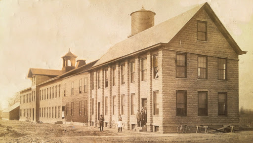 Old School Warehouse - Visual