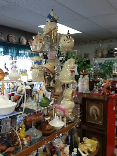 J & J Antique Shop