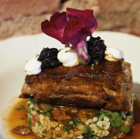 GiGi von tapas by null