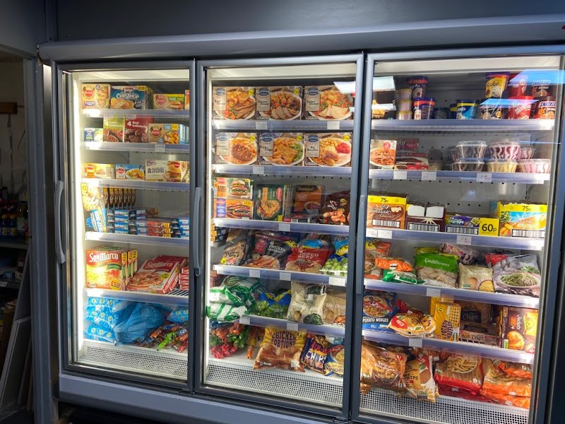 Go-local local convince store photo 3