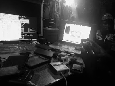 electronics-store