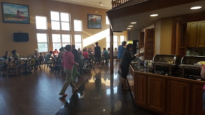 Photos of Crown Choice Inn & Suites Lakeview & Waterpark