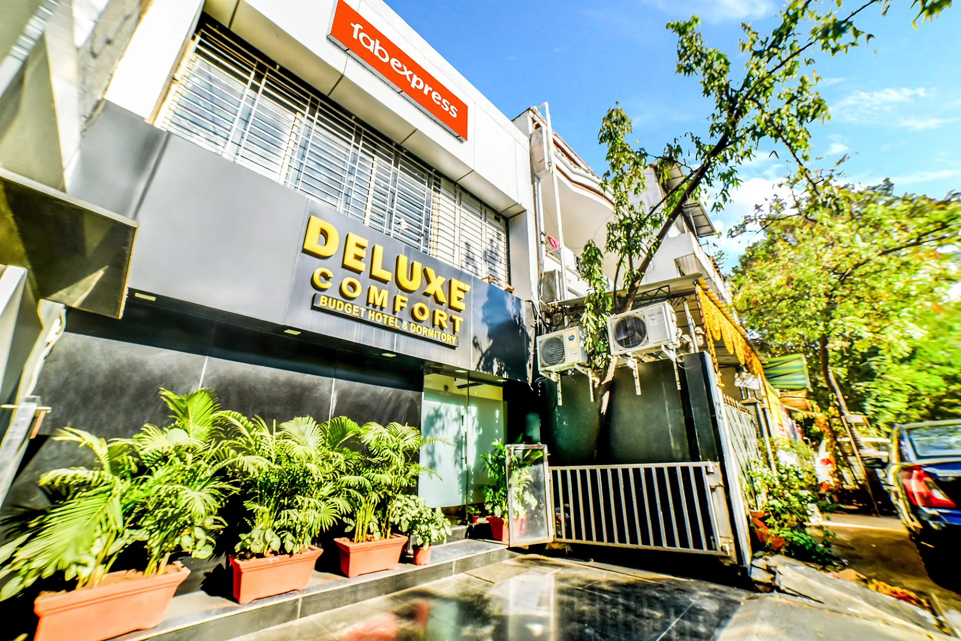 FabExpress Deluxe Comfort - Hotel in Andheri West, Mumbai