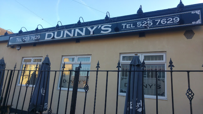 Dunnys - Pub