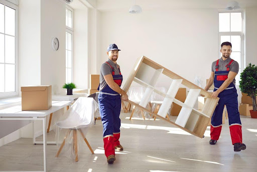 ¿Necesitas liberar espacio en tu hogar u oficina? 📦 En Mudan