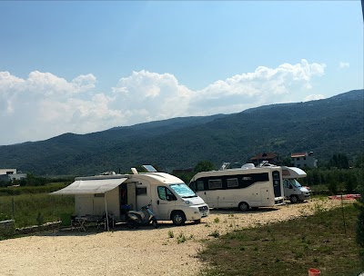 Camping Green House