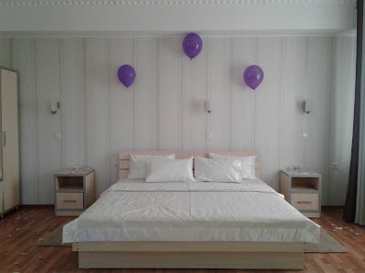 Photos of Caravan Hotel