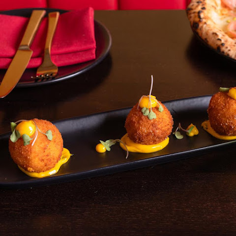 Steps of Rome Trattoria by null