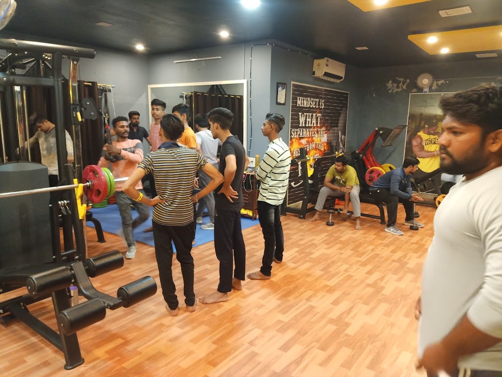 Crunch The Gym Rawat Fitness