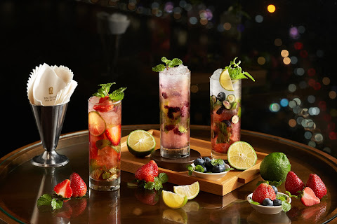 The Summit Bar by null