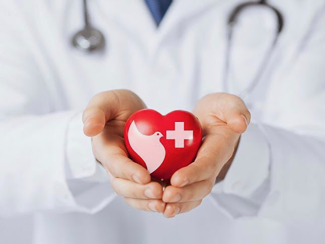 Opinii despre Στοματικός και γναθοπροσωπικός χειρουργός I Dr. Πέτρος Θ. Ζήκος în Αθήνα - Γιατρός