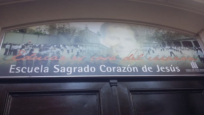 Colegio Sagrado Corazón de Jesús, Author: Walter Plodzien